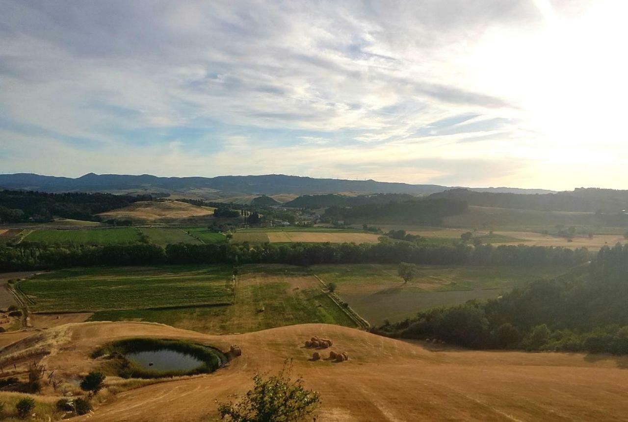 Agriturismo Podere Molino Peccioli المظهر الخارجي الصورة