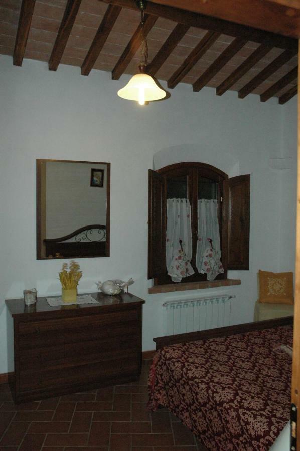 Agriturismo Podere Molino Peccioli المظهر الخارجي الصورة